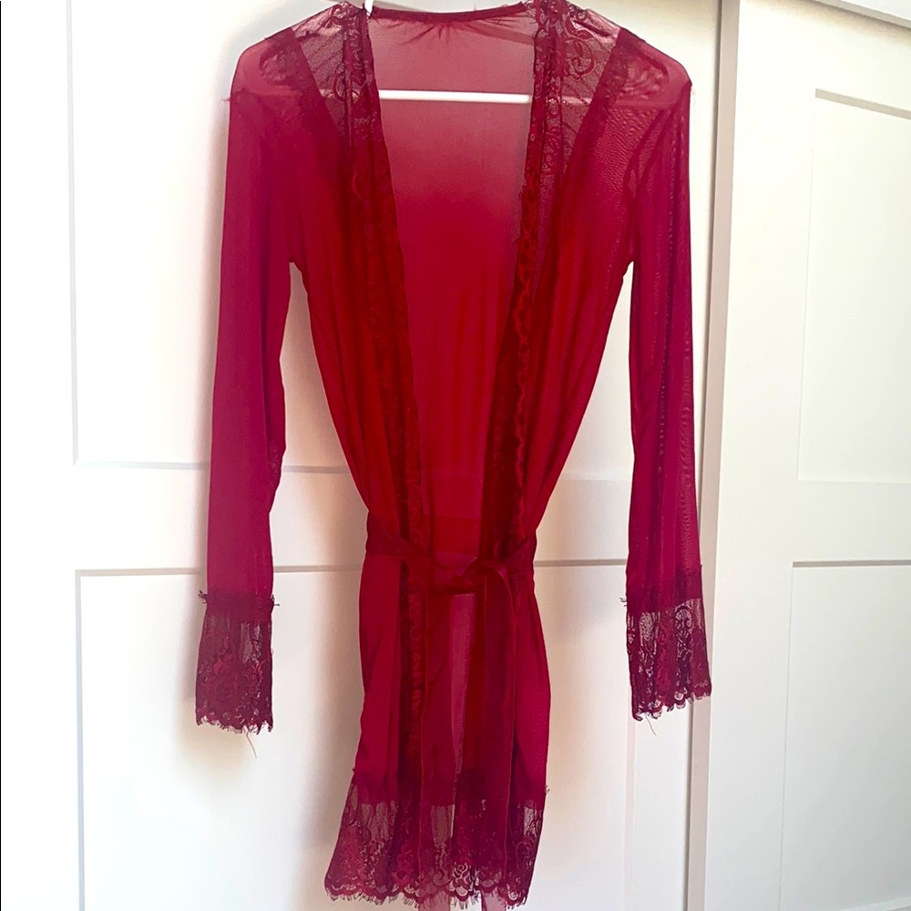 Elegant Red Lace Robe